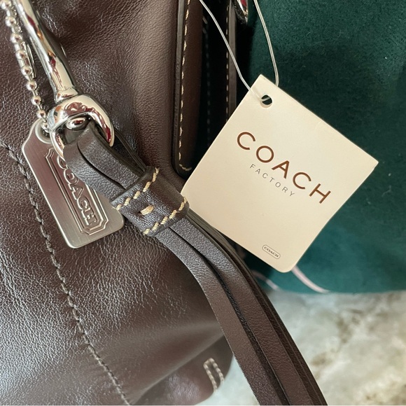 NWT Coach Handbag Brown - Picture 3 of 4